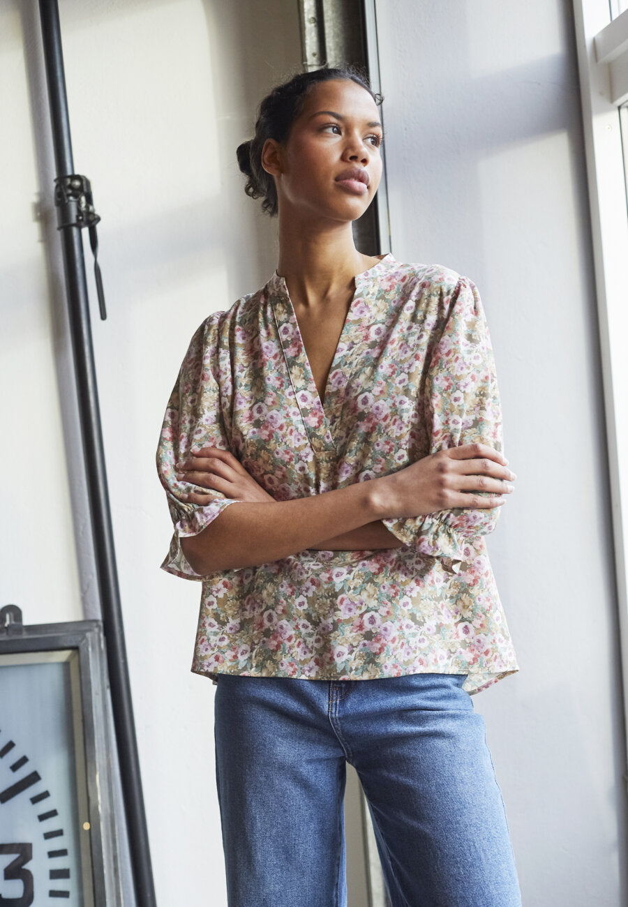 SP Venny SS1 blouse - rosa flowers