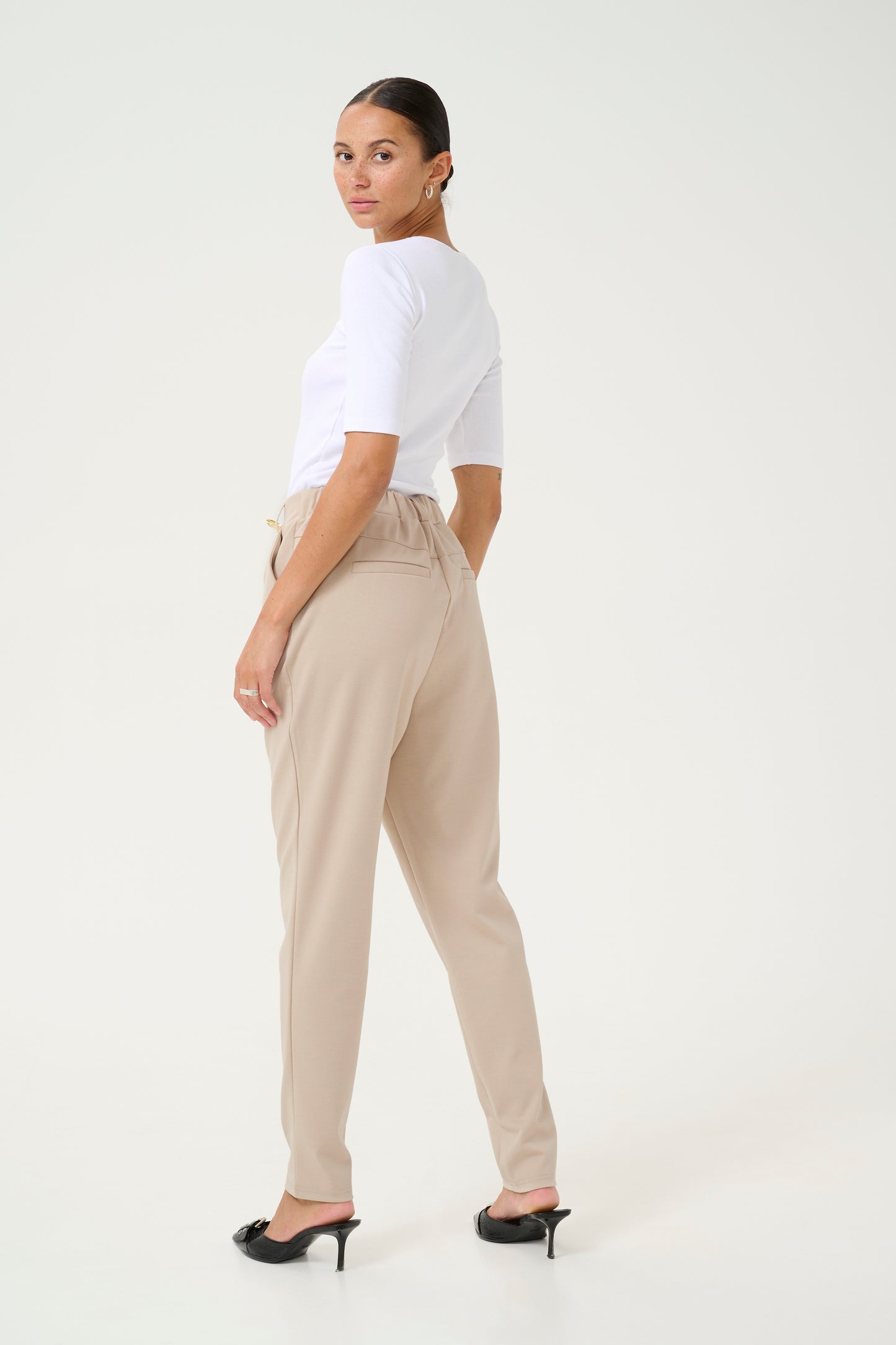 KA Jenny Pant - feather gray beige