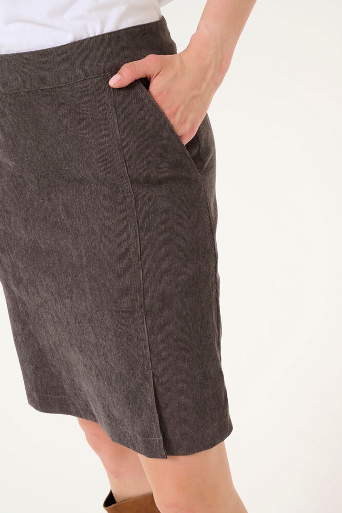 KA Vera Corduroy Skirt - major brown