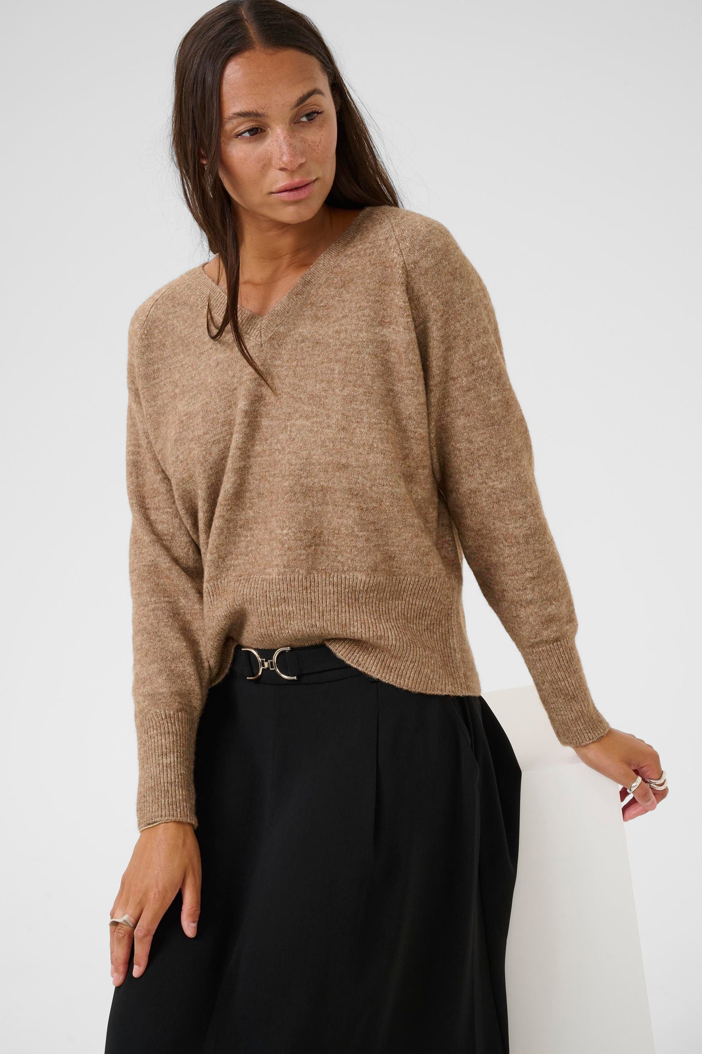 KA Niel v-neck Pullover - brun
