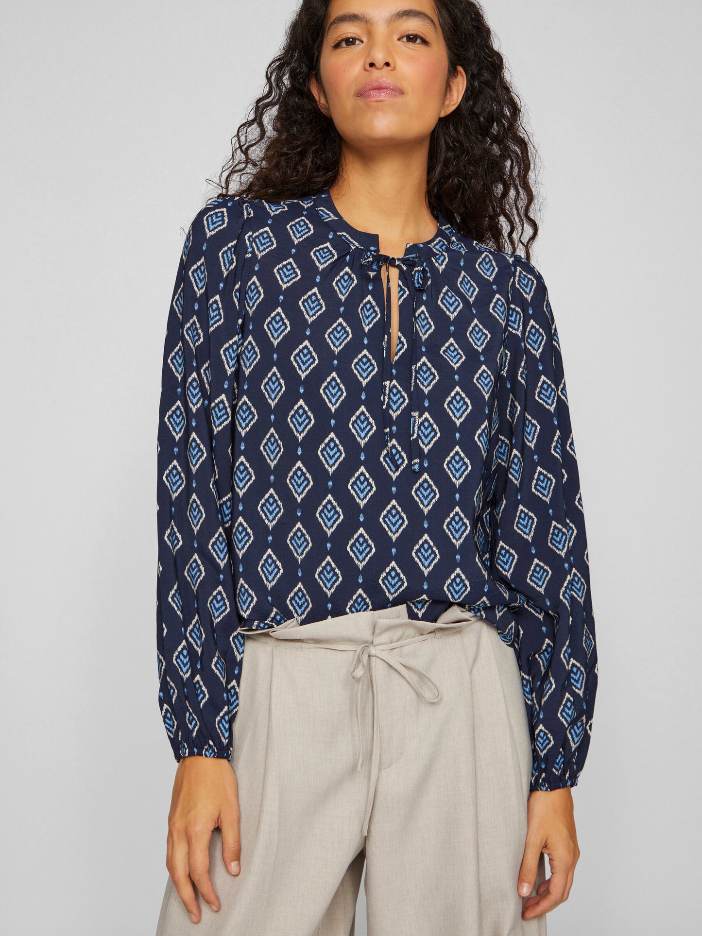 VL VISIGNA L/S Blouse navy m/mønster
