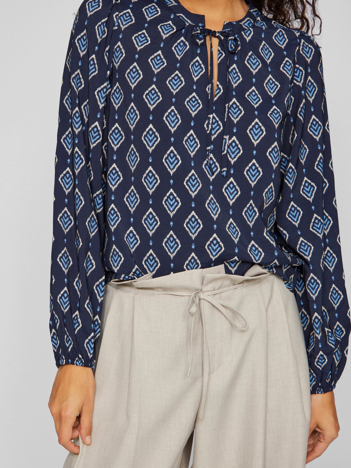 VL VISIGNA L/S Blouse navy m/mønster