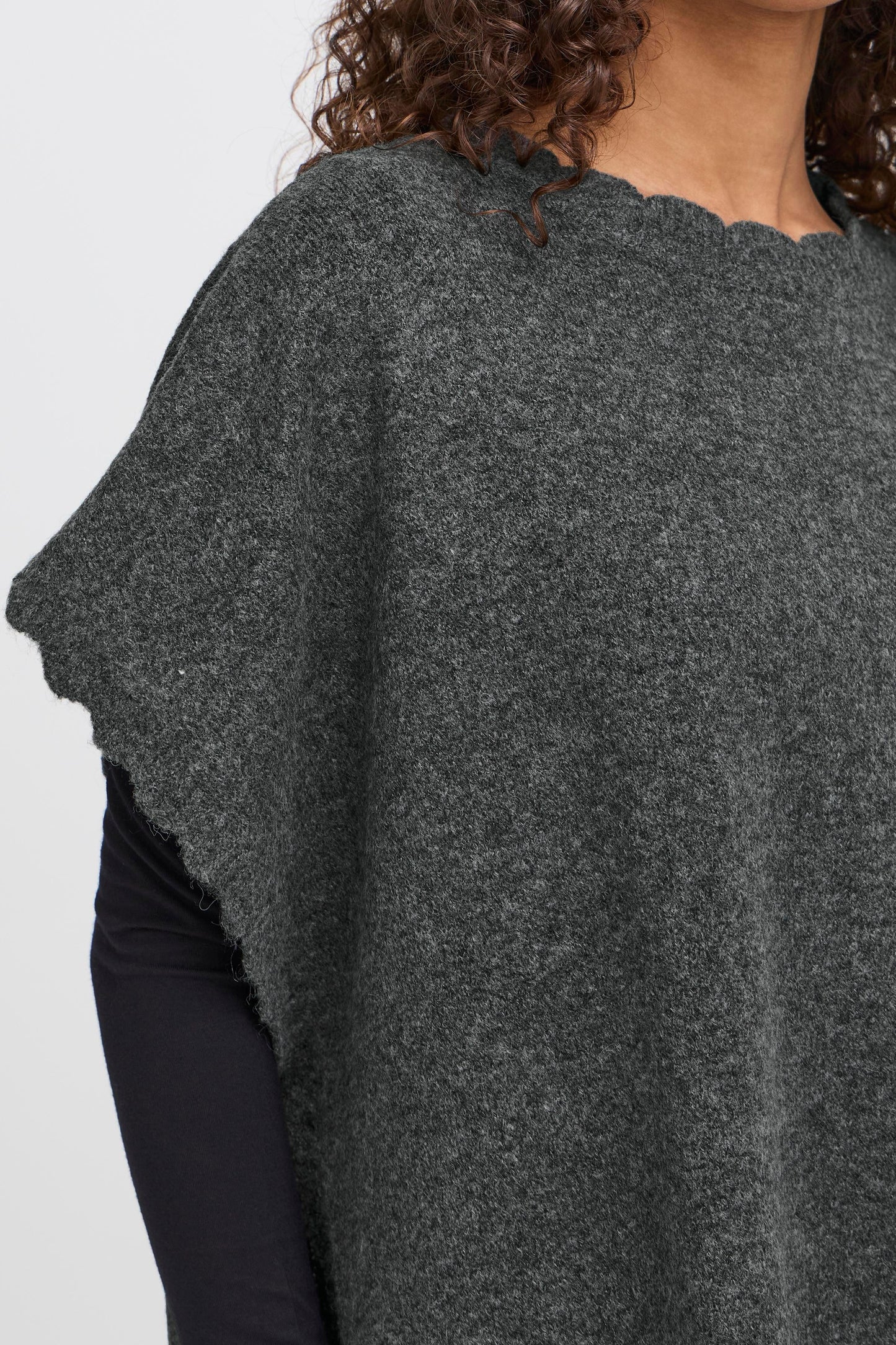 IC Macha poncho - dark grey melange