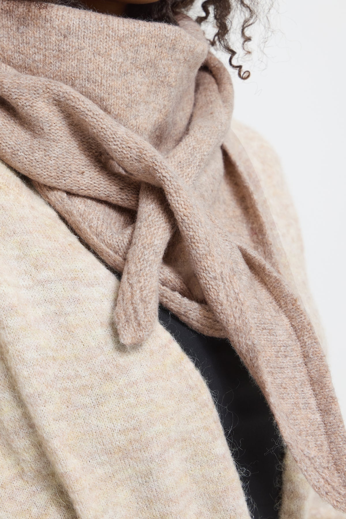 IC GRY SCARF - Oatmeal Melange beige