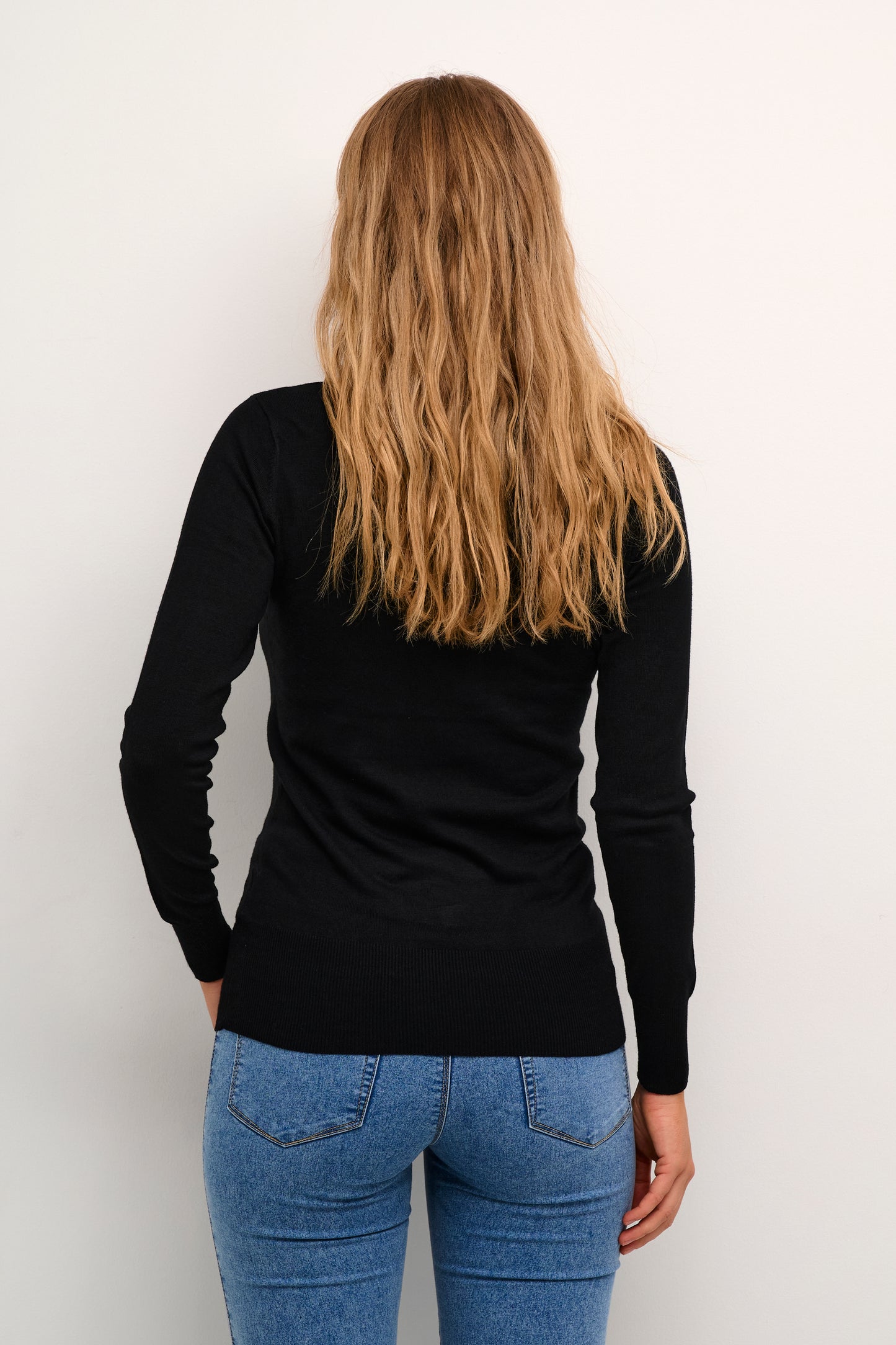 KA Astrid Roll Neck - black