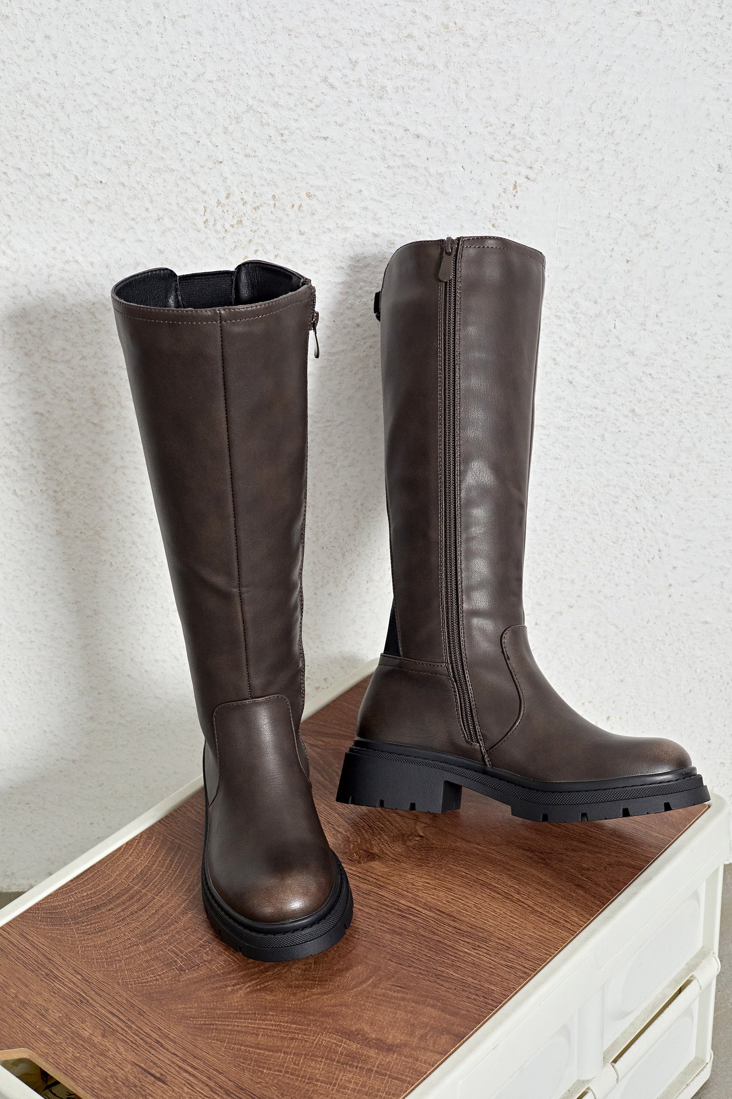 ER Støvler PU - lange m/lynlås - Chocolate brown
