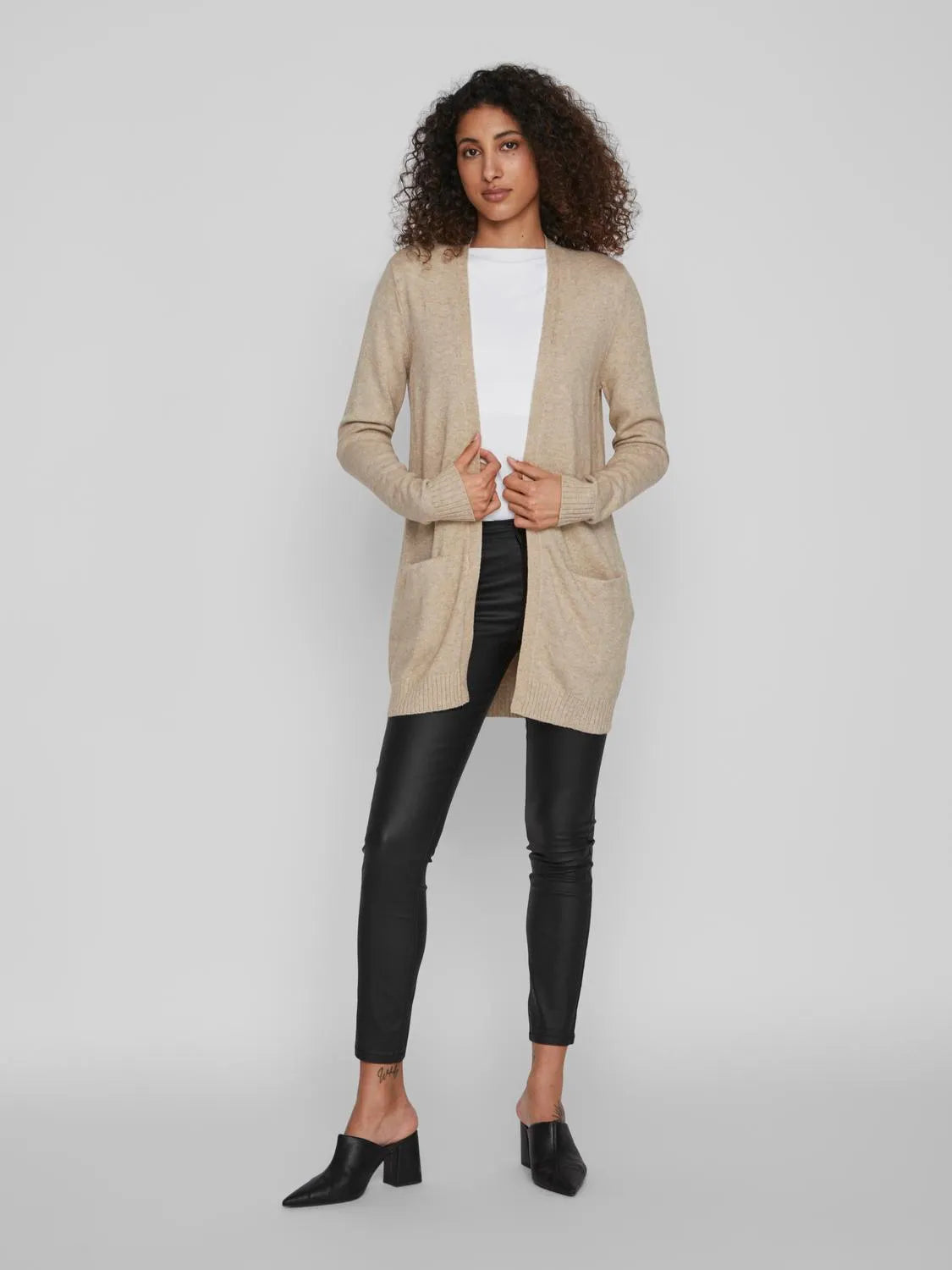 VL Cardigan - strik - halvlang - sand