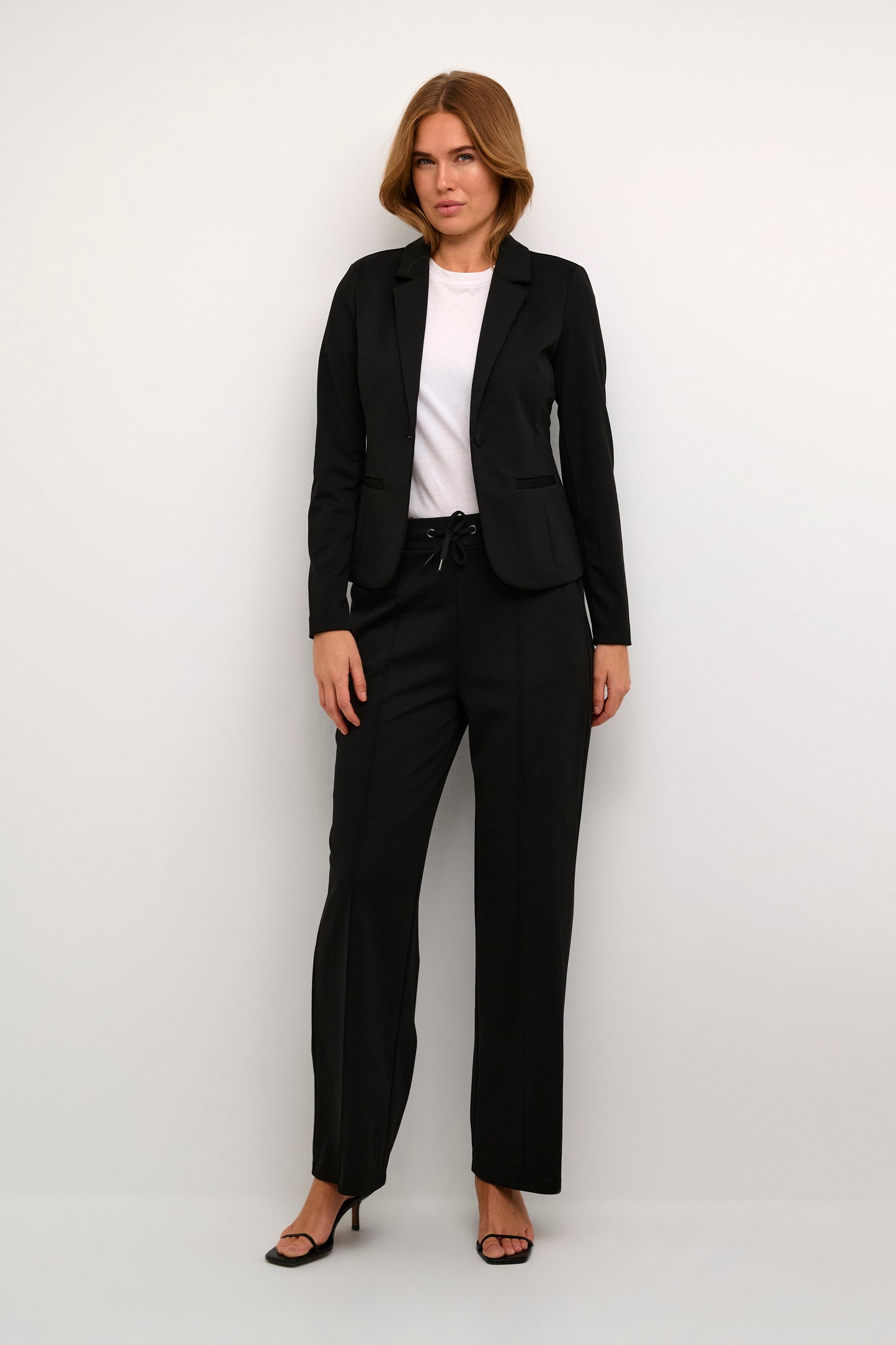 KA Jenny Blazer - black