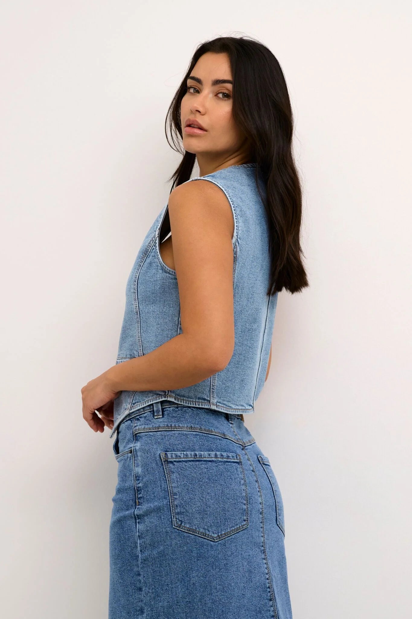 KA Babeth denim vest – light blue wash