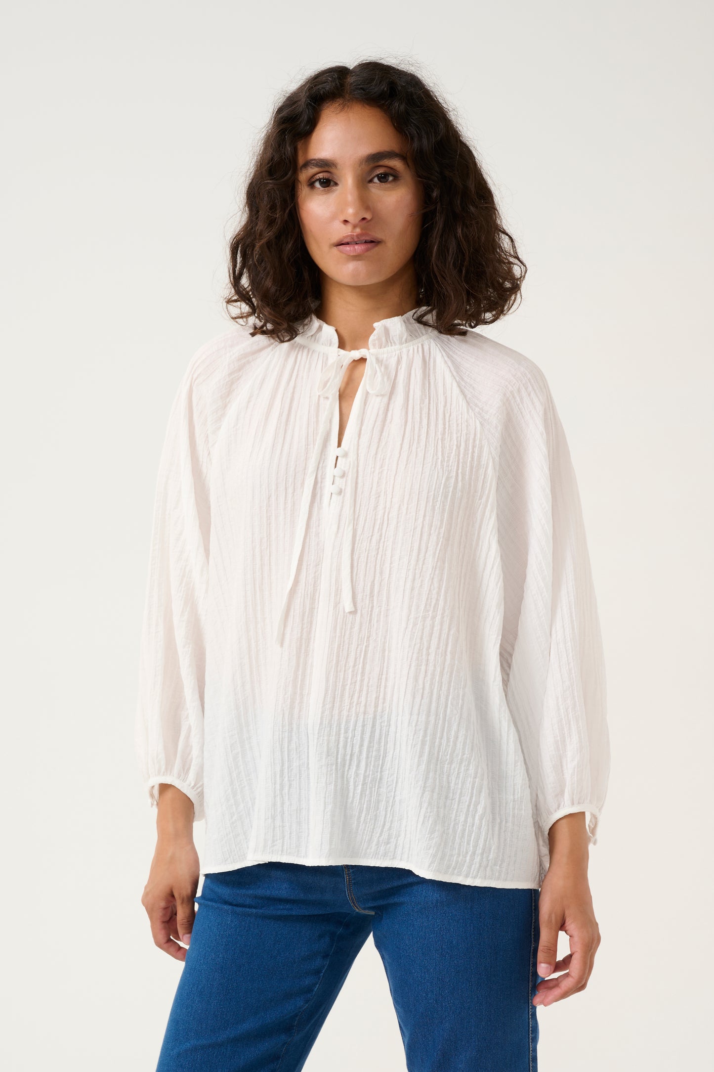 KA Lianna Blouse - chalk hvid