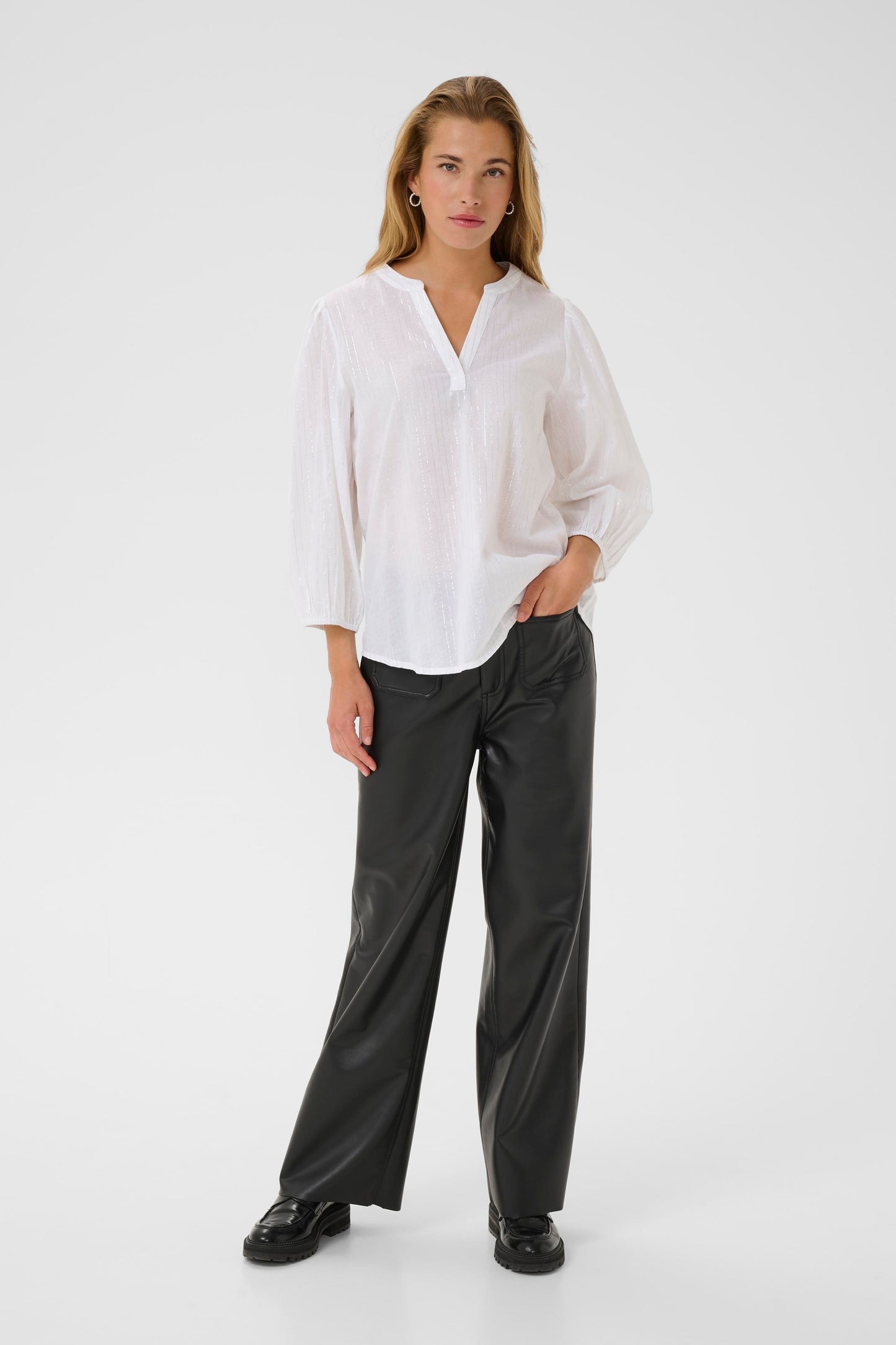 KA Luise Blouse - hvid m/silver strib