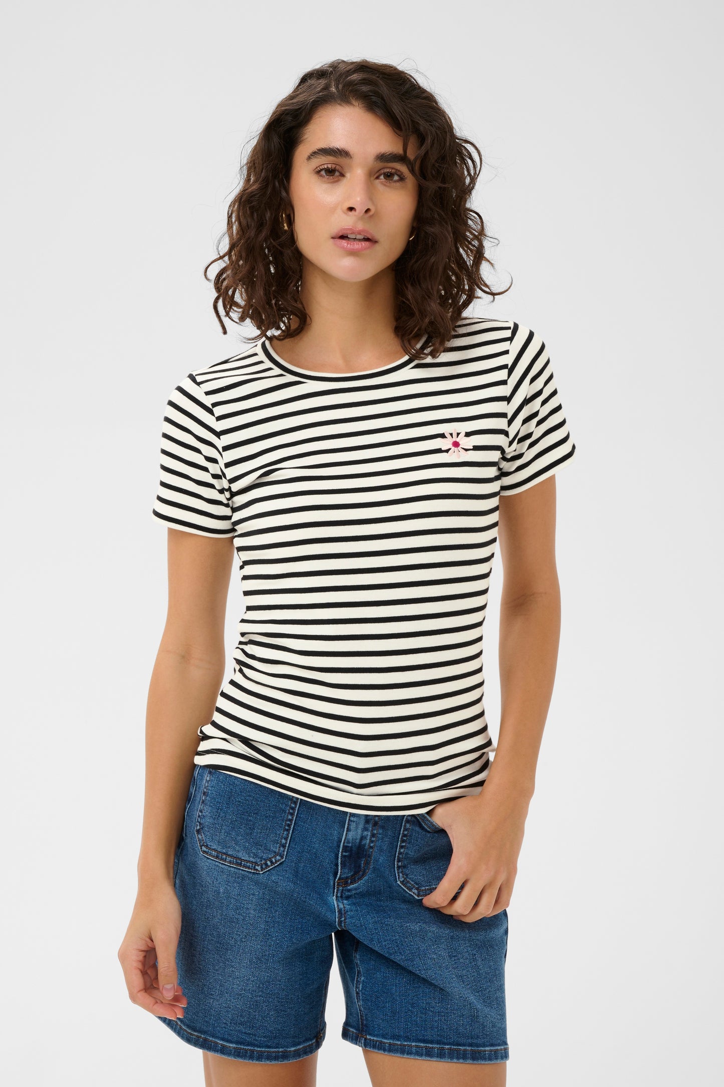 KA Liddy Flower T-shirt - chalk/black