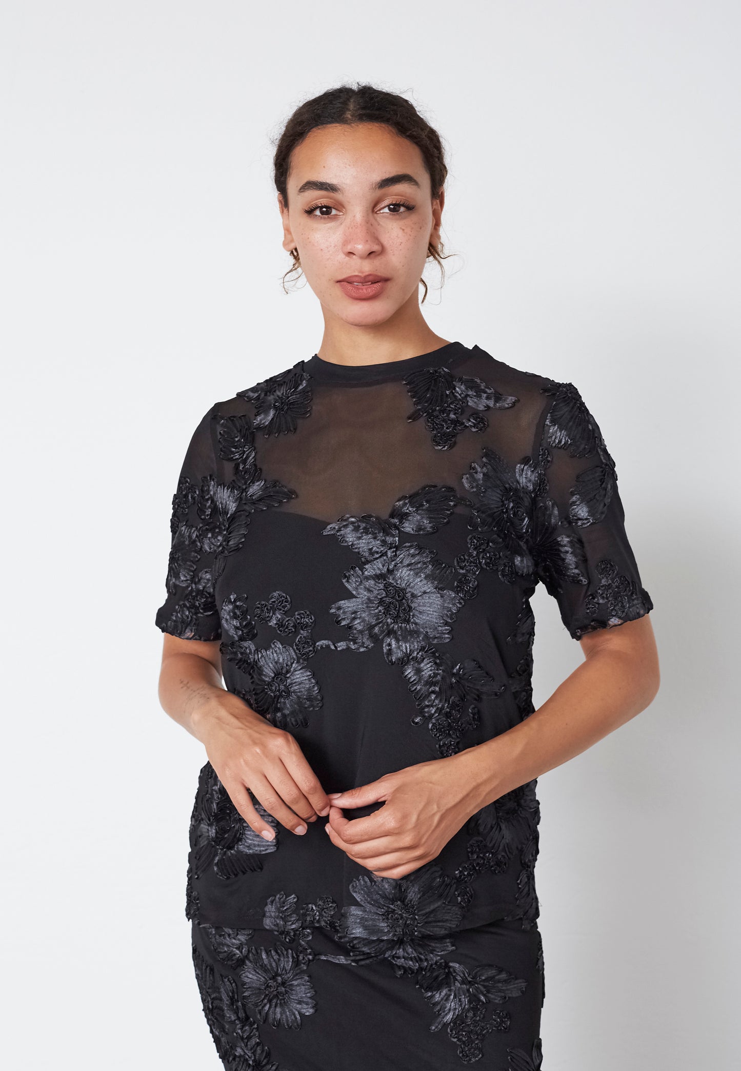 SP SIS-TEE bluse m/fineste detaljer  - sort