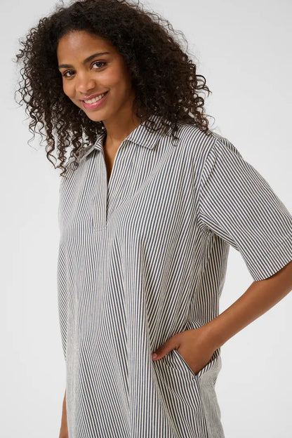 KA Naya striped dress - marine/hvid
