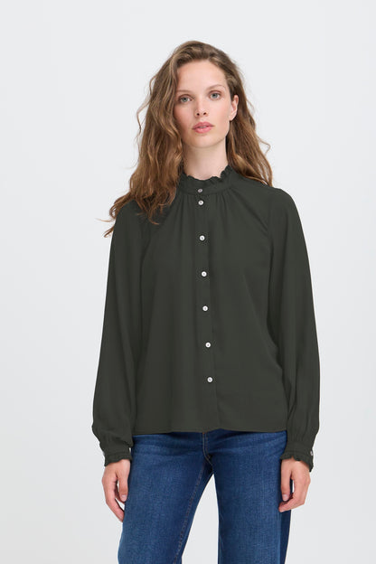 IC Sigga shirt - sort m/flæser i kraven