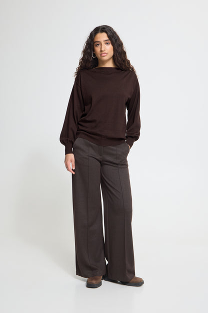 IC LULS BOAT NECK STRIK BLUSE - Chocolate