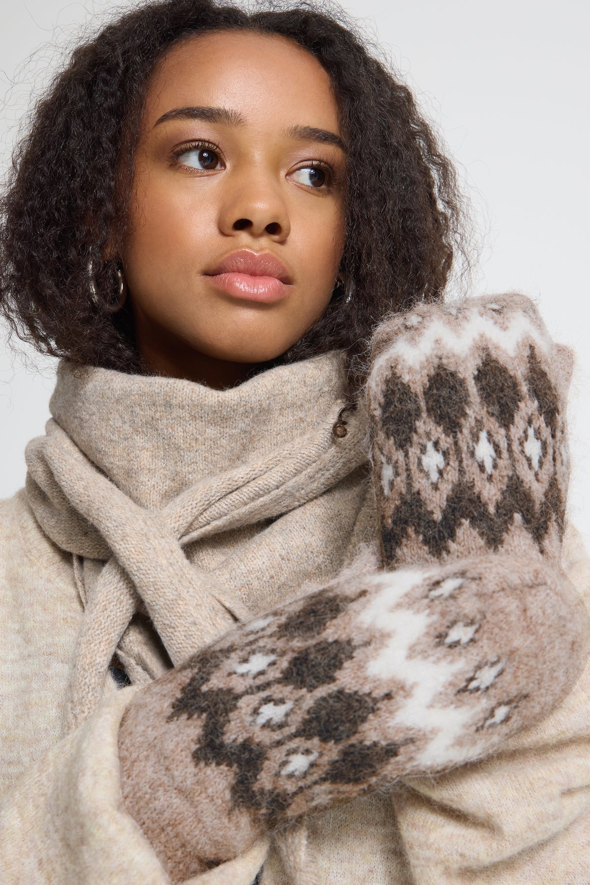 IC LIV MITTENS Luffer - Toasted Coconut