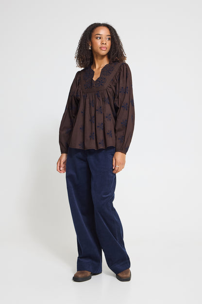 IC HEISA Shirt - bluse - Coffee Bean m/blå broderi