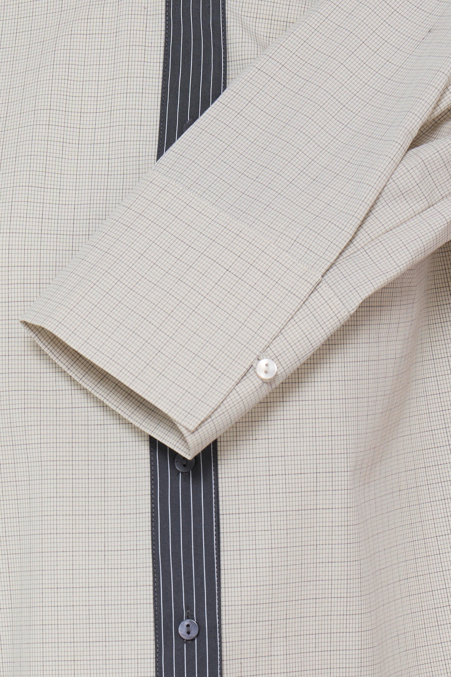 IC KLADO SHIRT - grå m/fine detaljer