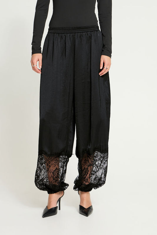 IC VITTA BALLOON LACE PANT - BLACK