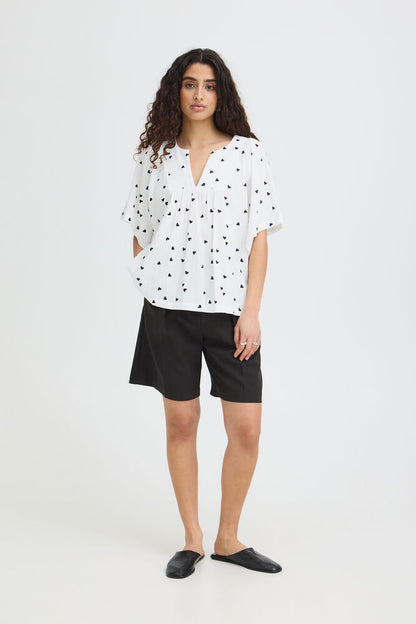 IC LIFANA SS bluse hvid m/sorte hjerter