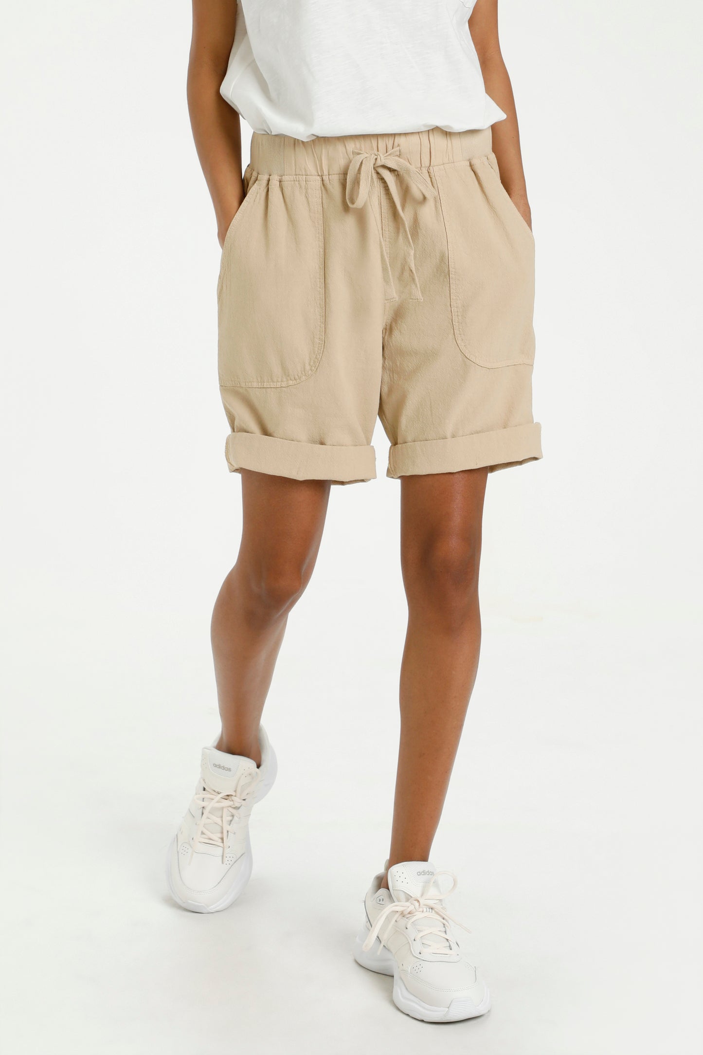 KA Naya Shorts – Classic Sand