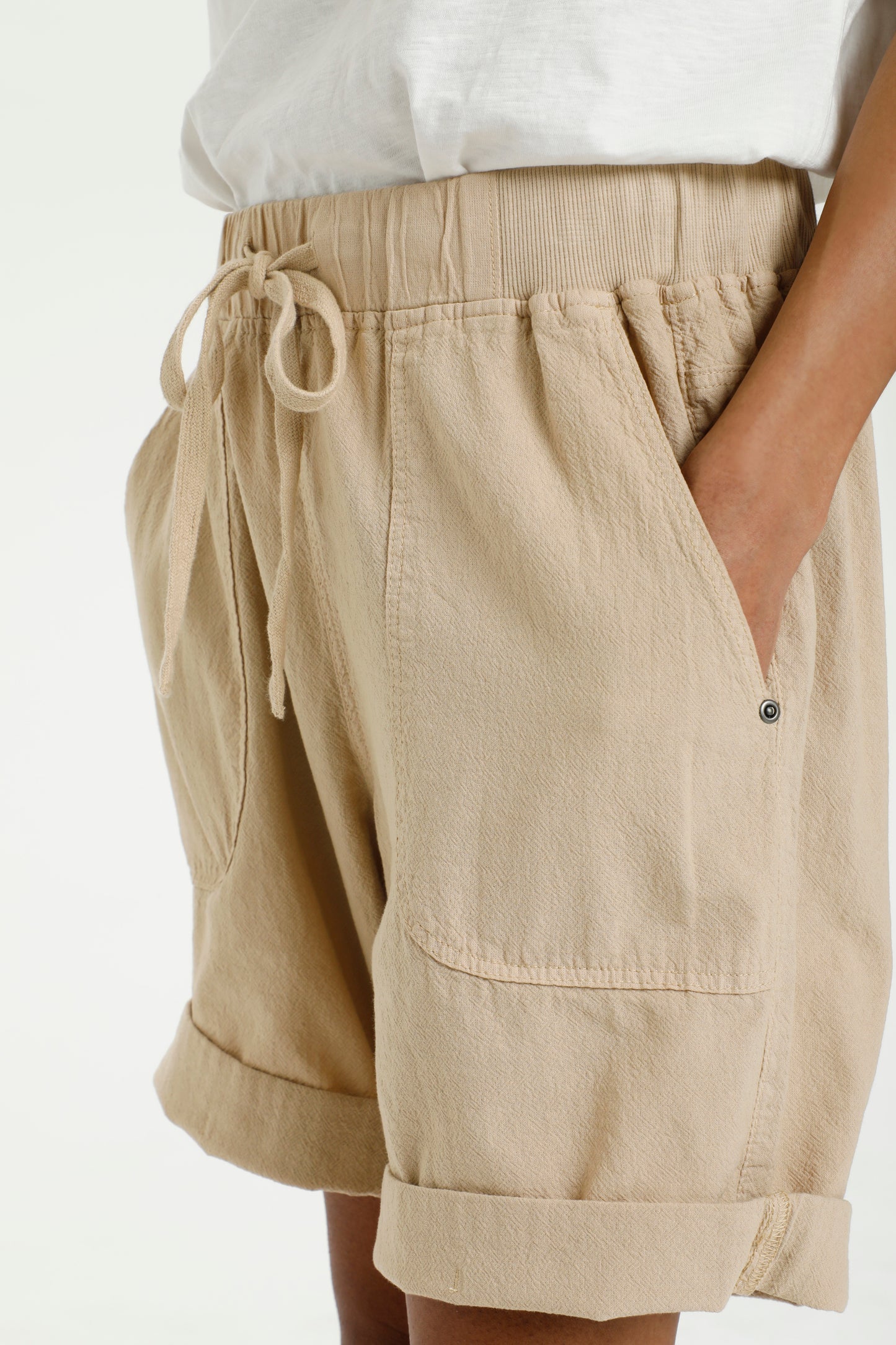 KA Naya Shorts – Classic Sand