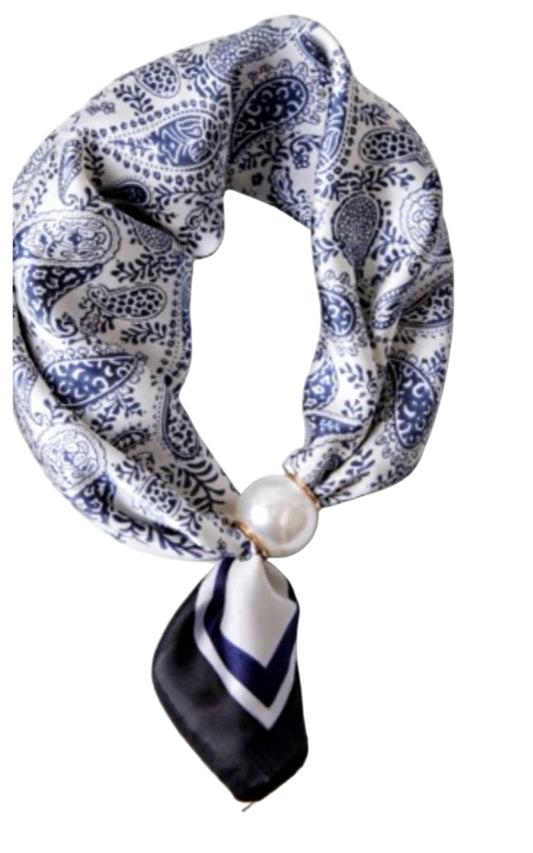 TS Chloe Scard w. magnetic pearl - blue-white