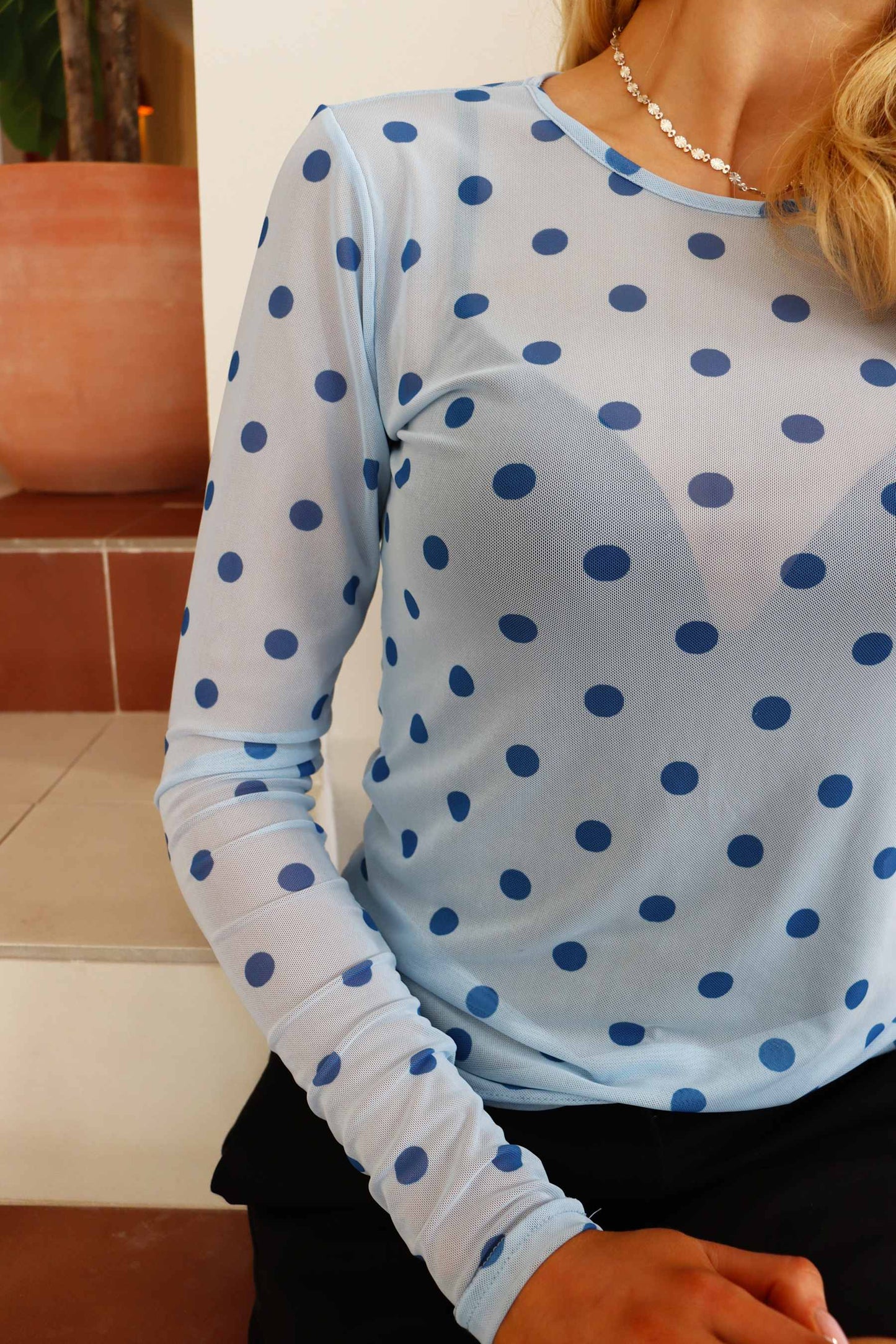 LB Mesh bluse - light blue blue dot